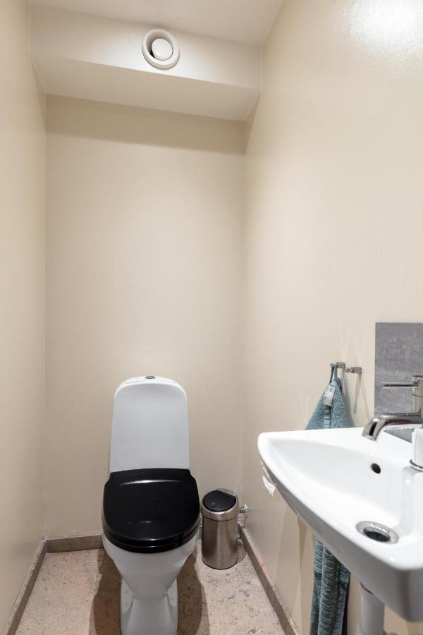 Fantastic 4 Bedroom Home In Bromma With Everything Stockholm Ngoại thất bức ảnh